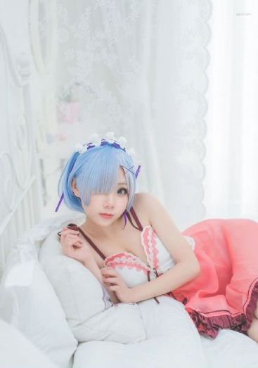 巨大女英雄在线看完整版免费_高清手机在线观看