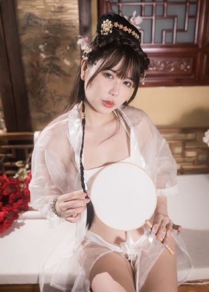 女明星ai换脸片在线观看_高清完整无删减高清视频播放