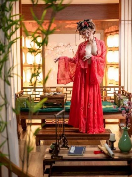 姨母的乳垫_蓝光全集免费播放