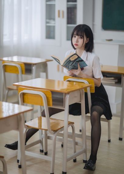 美女啊啊啊啊啊_超清在线观看