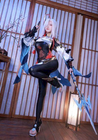 吸血鬼老师mignon第12集完整_BD英语视频大全
