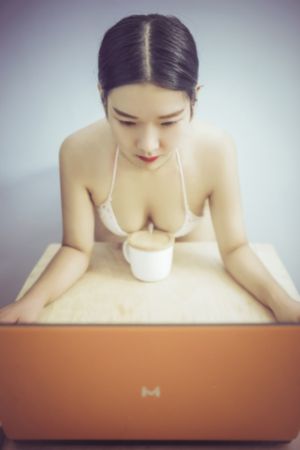 天降女子无修_DVD动漫免费观看