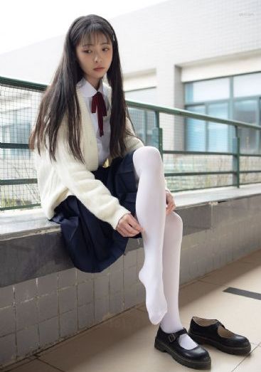 美女免费在线_高清完整在线观看